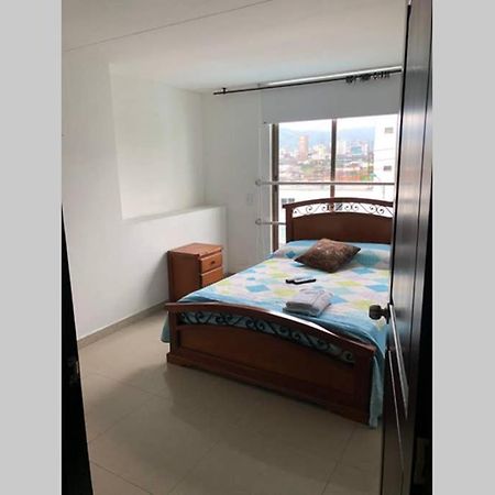 Apartamento Amoblado Con Excelente Ubicacion Pereira Exterior photo