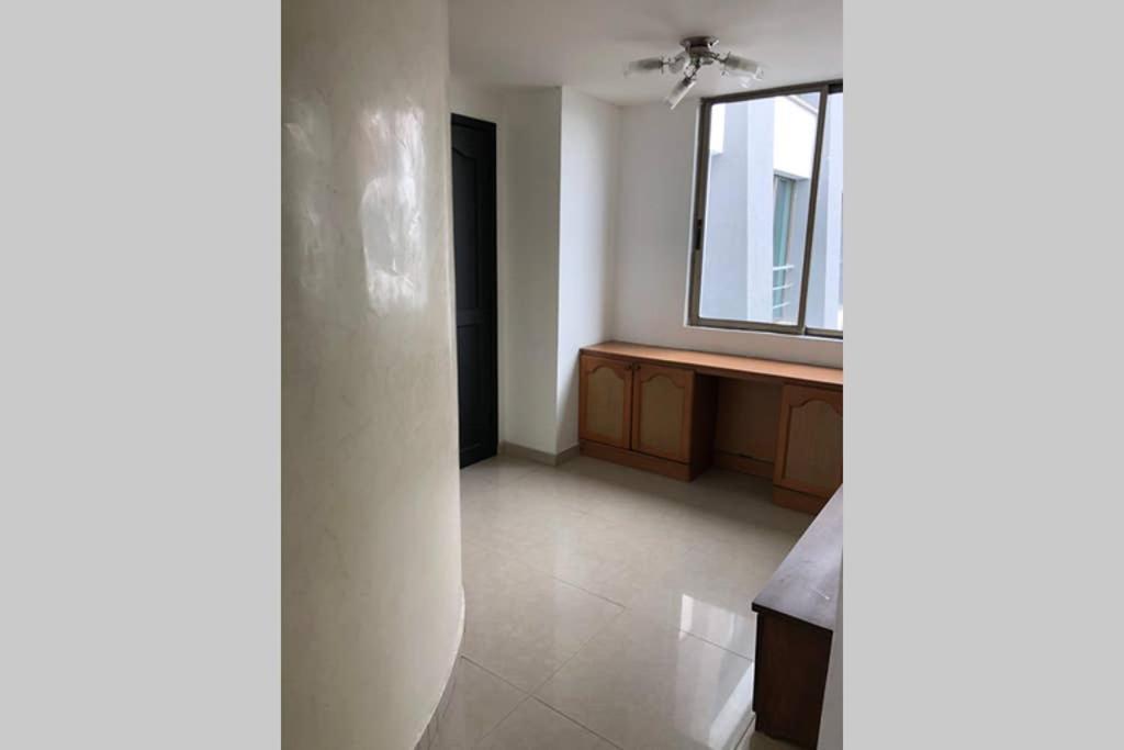 Apartamento Amoblado Con Excelente Ubicacion Pereira Exterior photo