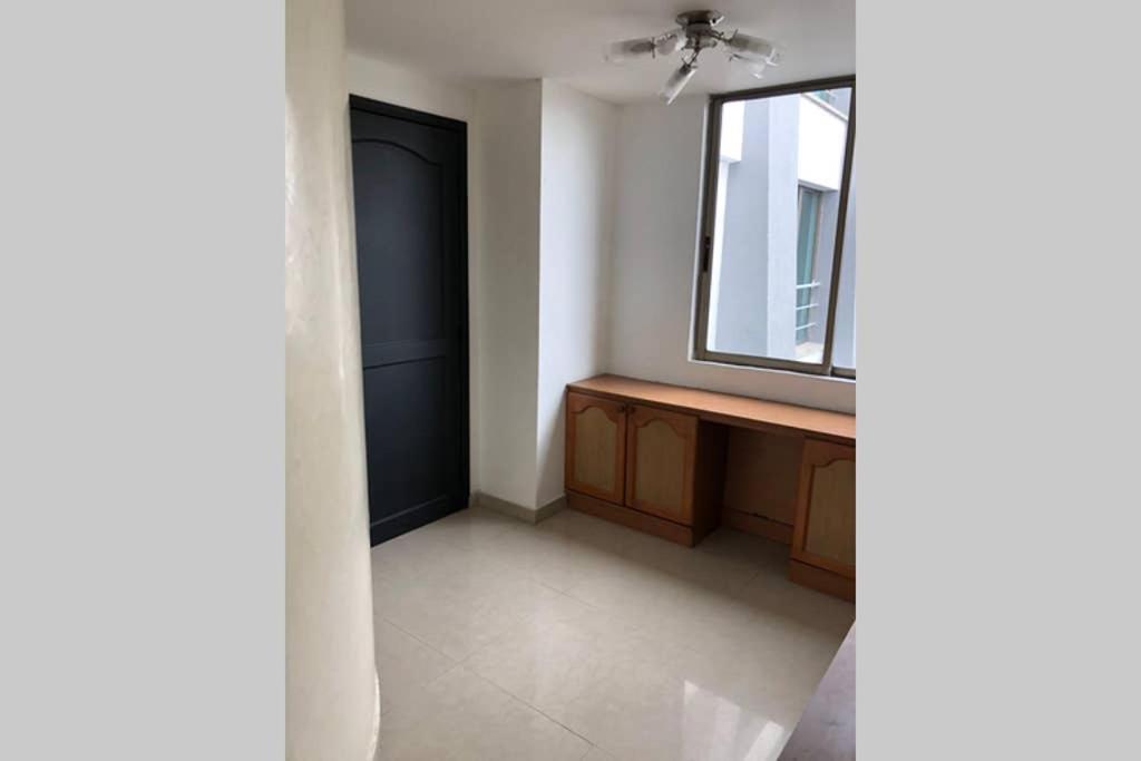 Apartamento Amoblado Con Excelente Ubicacion Pereira Exterior photo